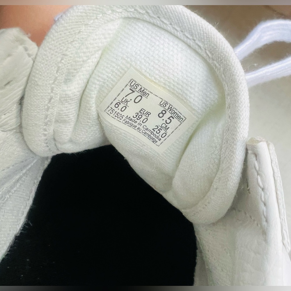 Vans Old Skool Shoe True White Size 8.5 women - Picture 12 of 12